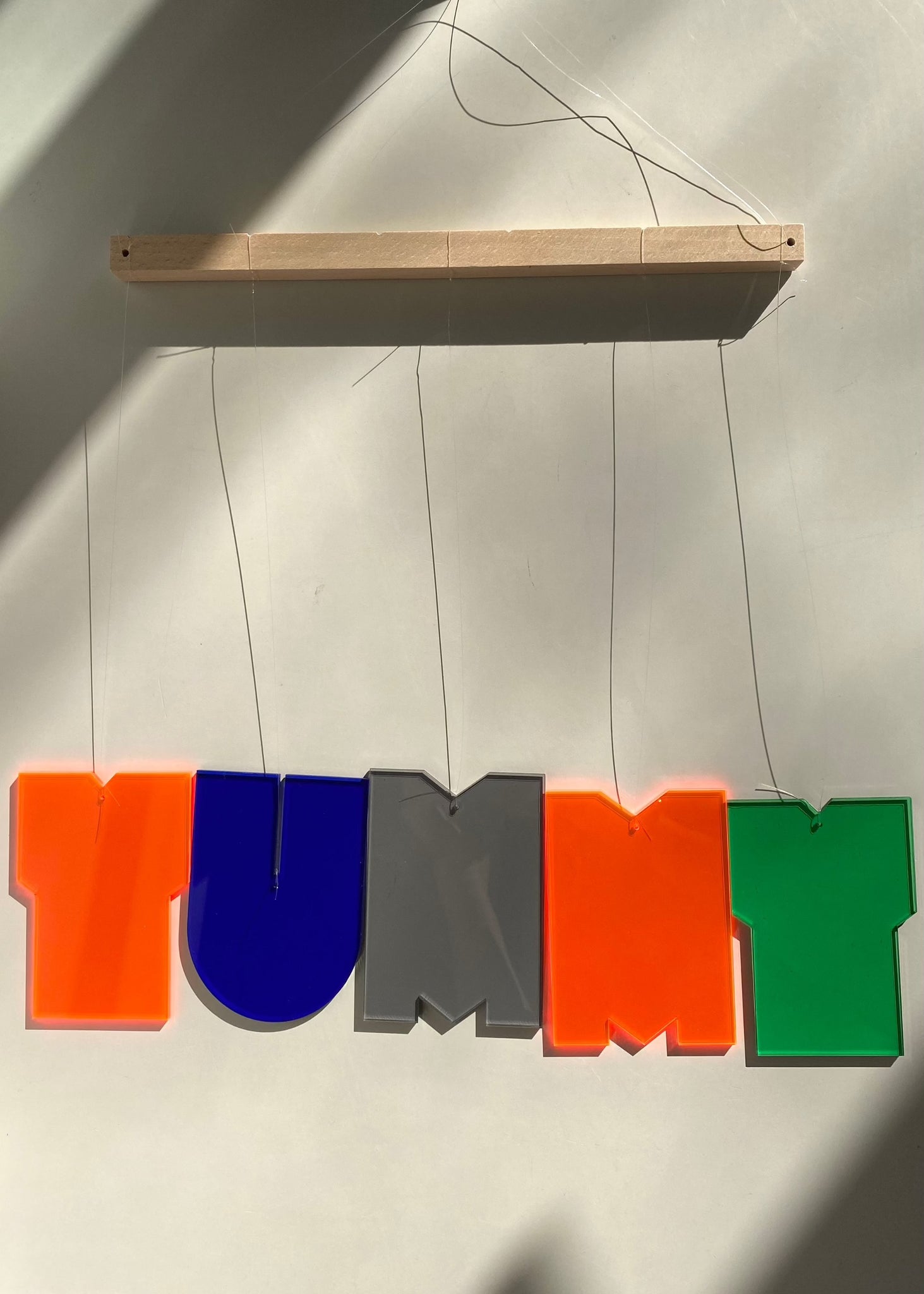 mobilé YUMMY - Set mit 5 Buchstaben - Lieferzeit 1 - 3 Wochen