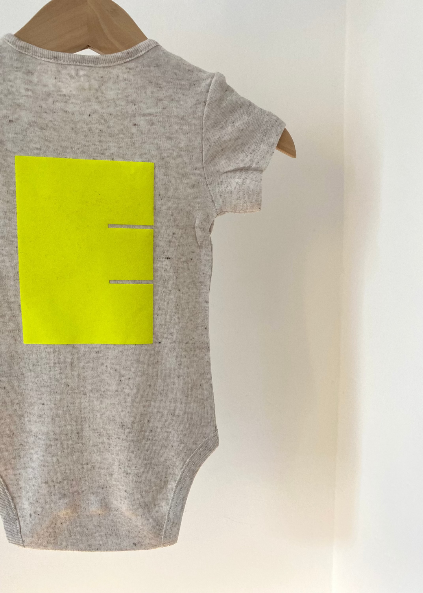 BABY BODY BEIGE MELANGE ORGANIC COTTON WITH NEON